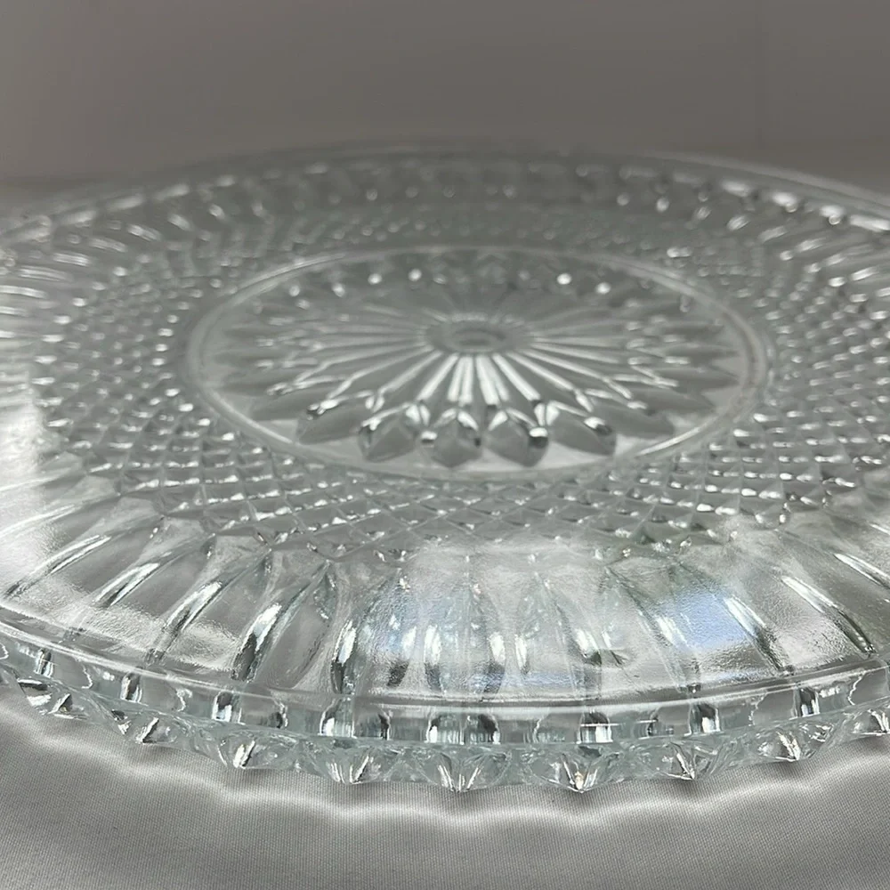 Williams Sonoma Crystal 11” Round Serving Plate – Elegant Entertaining